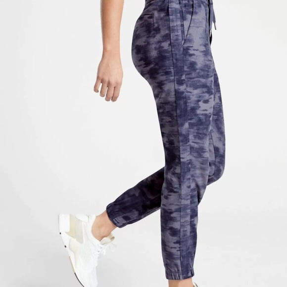 Athleta Farallon Printed Purple Blue Jogger Size 14 - Picture 3 of 8